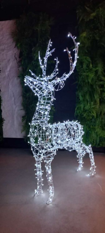 RENIFER DO OGRODU ŚWIECĄCY RENIFER LED DO OGRODU JELEŃ LED OZDOBA ŚWIĄTECZNA DEKORACJA OGRODOWA OZDOBA LED OZDOBA DO OGRODU ZIMA XXXL